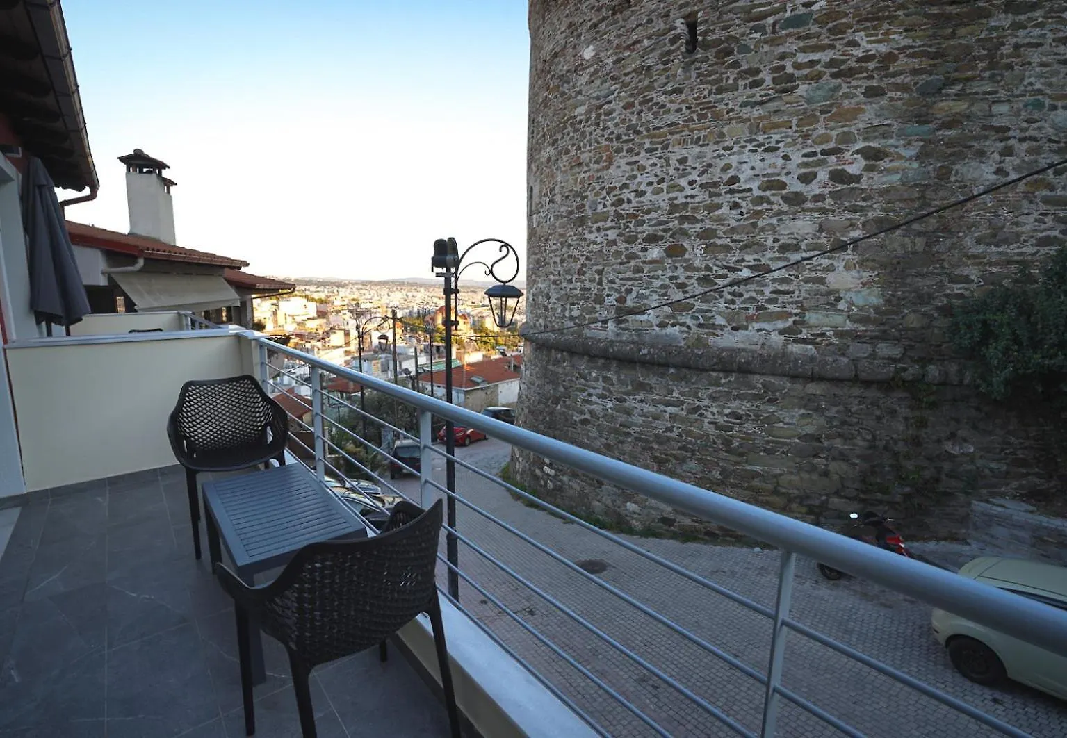 Beyond The Castle Apartment Thessaloniki