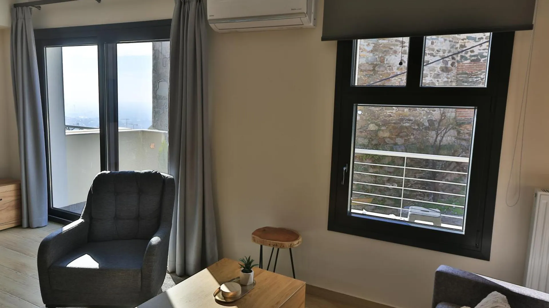 Beyond The Castle Apartment Thessaloniki Greece